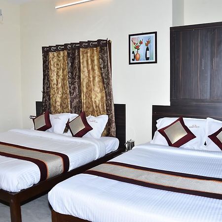 Barnabas Homestay Thanjavur ภายนอก รูปภาพ