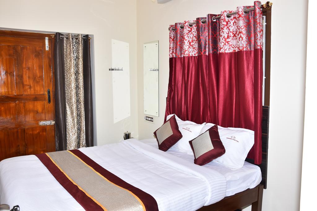 Barnabas Homestay Thanjavur ภายนอก รูปภาพ