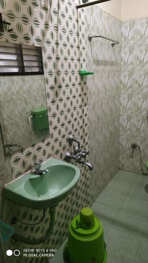 Barnabas Homestay Thanjavur ภายนอก รูปภาพ